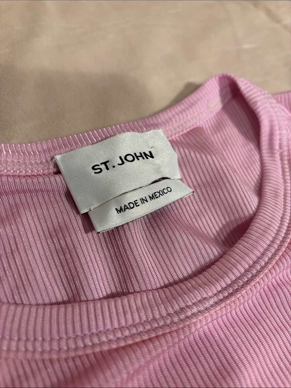St. John Drapey Classic Pink Crewneck Women's Top - Picture 5 of 6